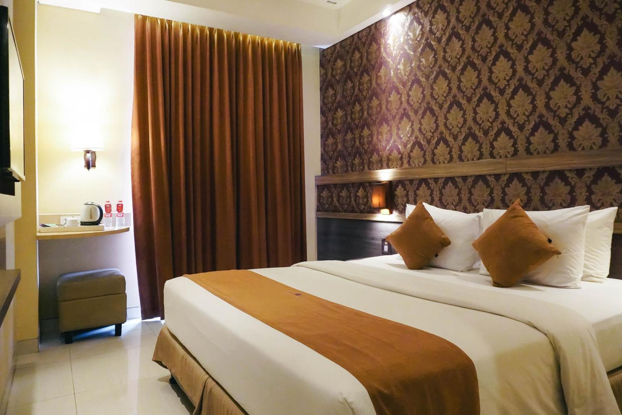 Crystal Lotus Hotel Yogyakarta Melati Ngoại thất bức ảnh