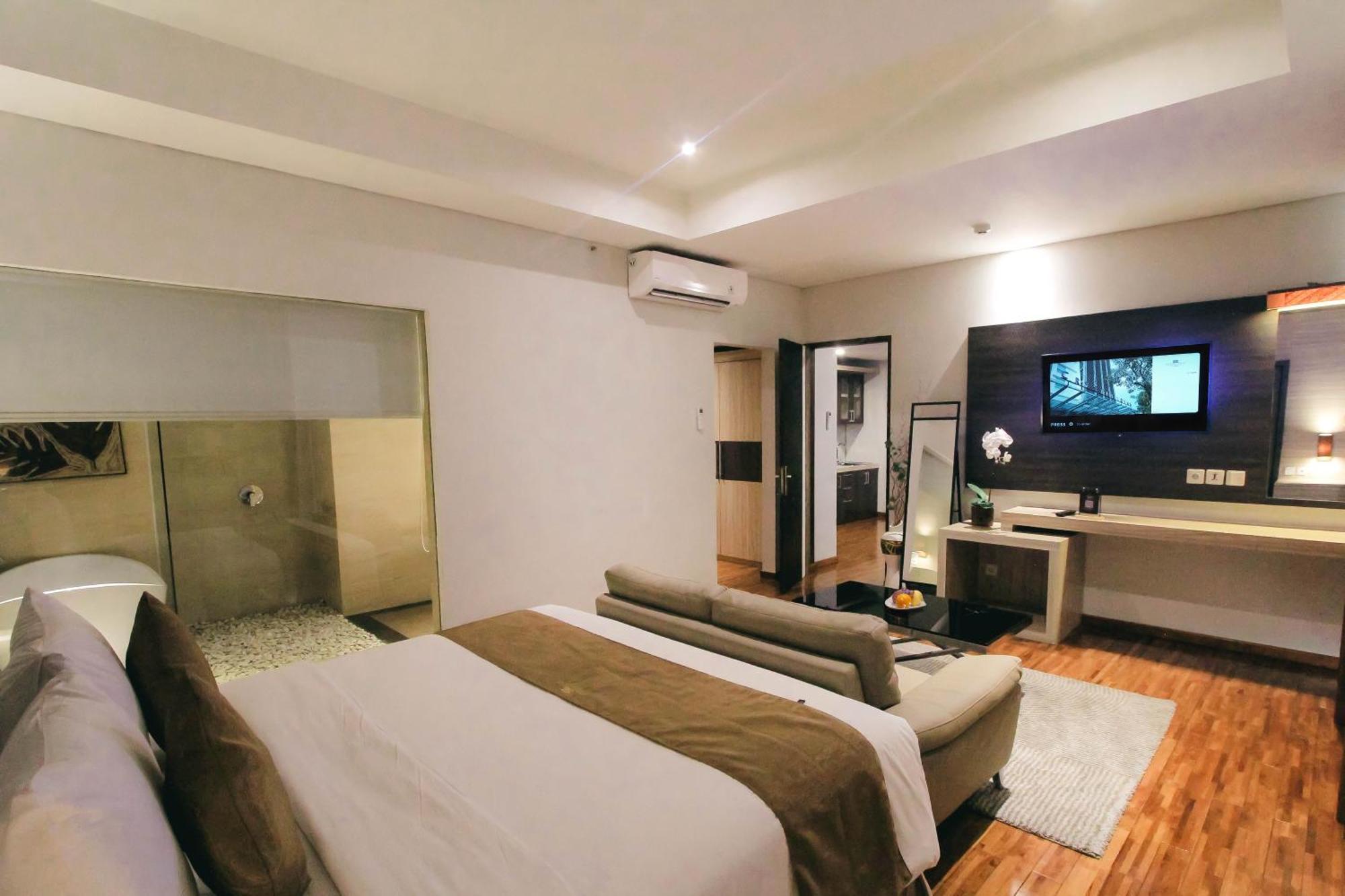 Crystal Lotus Hotel Yogyakarta Melati Ngoại thất bức ảnh