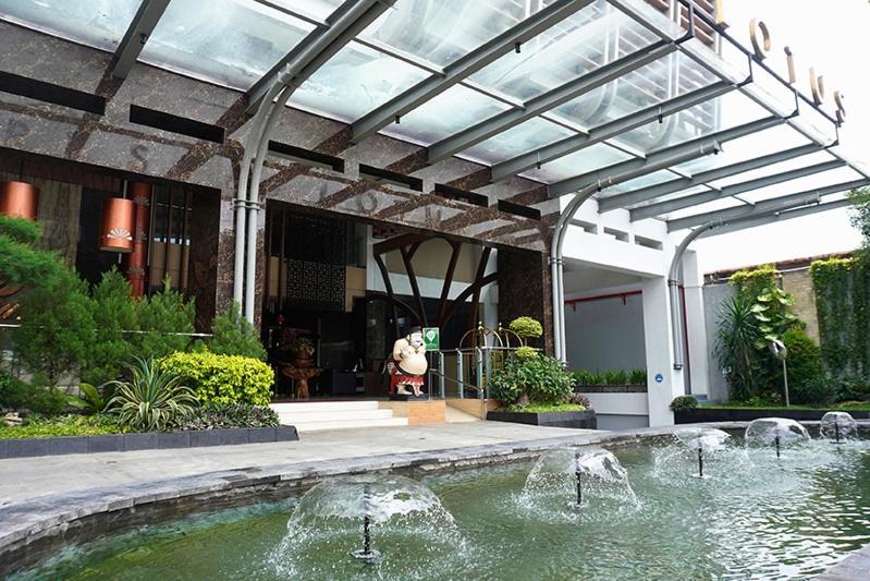 Crystal Lotus Hotel Yogyakarta Melati Ngoại thất bức ảnh